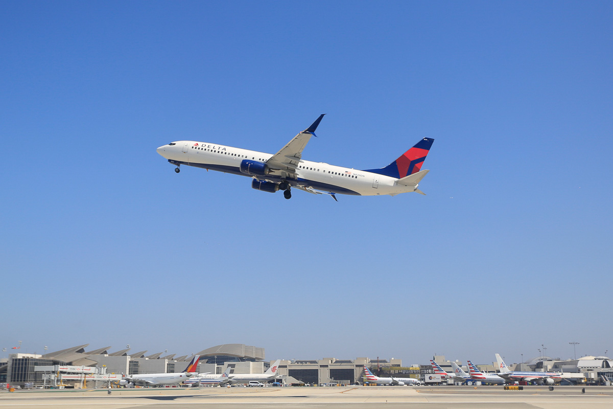 Delta Plans To Cut Down Carry On Luggage And Frontier Reducing Checked Bag Limits